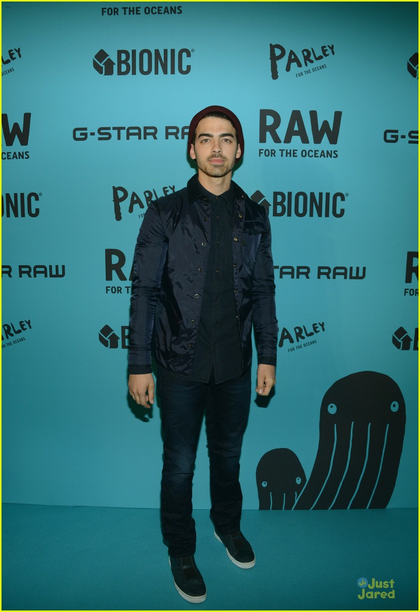 Joe Jonas & Siva Kaneswaran Raw for the Oceans Studs! Photo 642832