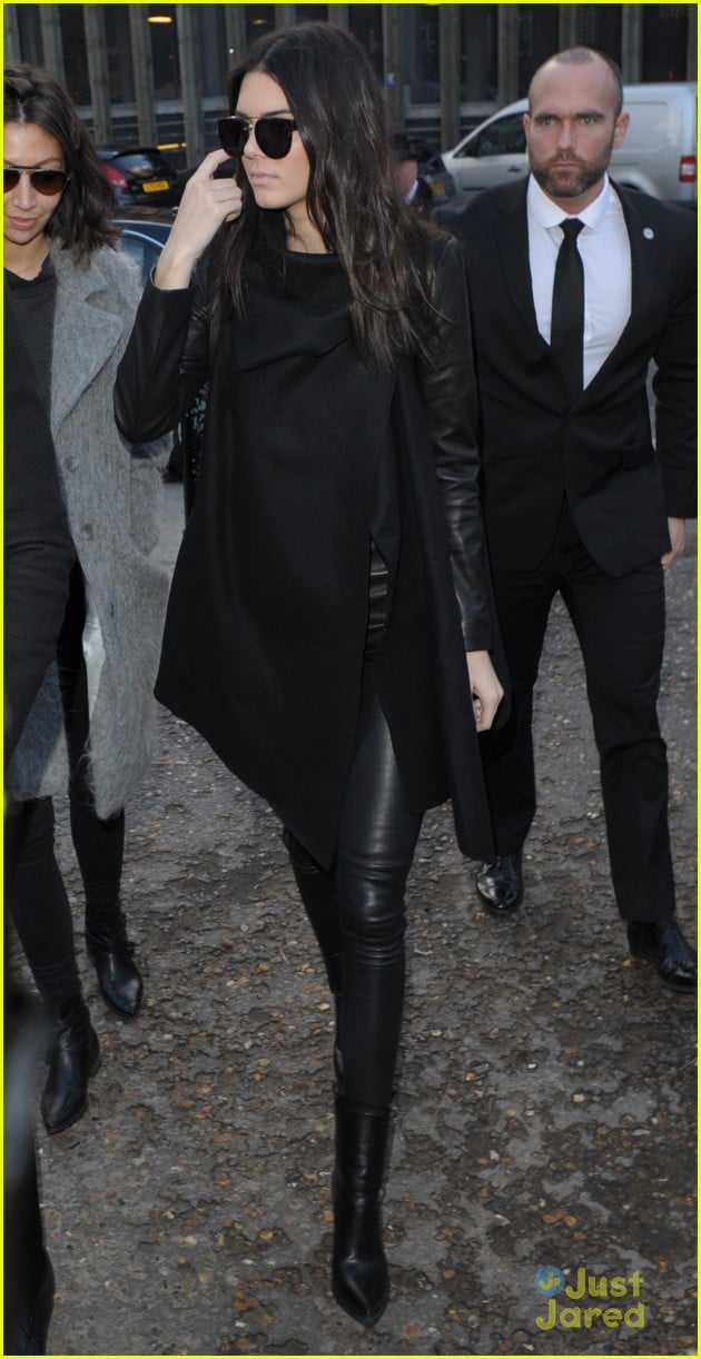 Kendall Jenner: Topshop Unique Show at London Fashion Week | Photo