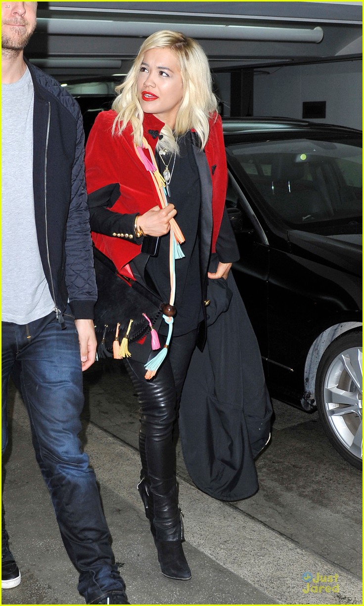 Rita Ora & Calvin Halvin Kissing at Friend's House! | Photo 642814 ...