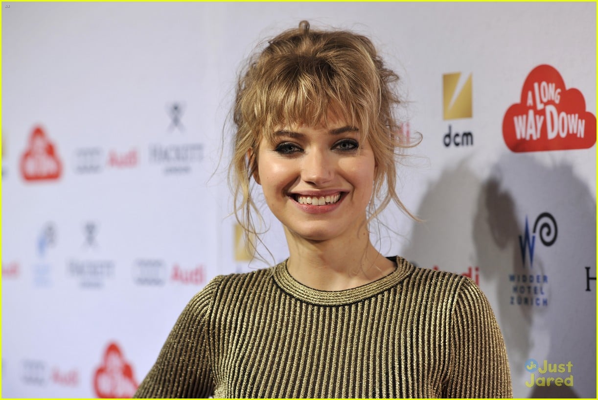 full-sized-photo-of-imogen-poots-a-long-way-down-zurich-premiere-02