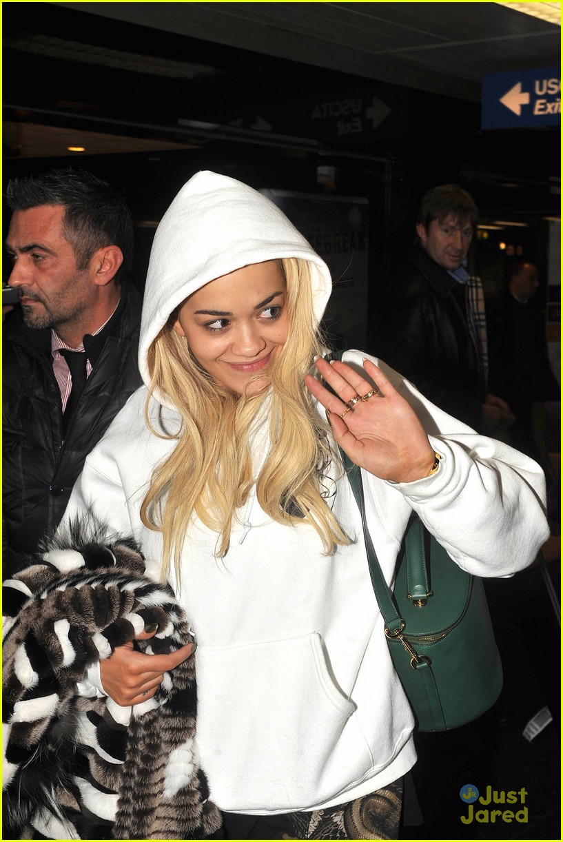 Rita Ora Arrives For Milan Fashion Week After BRIT Awards | Photo