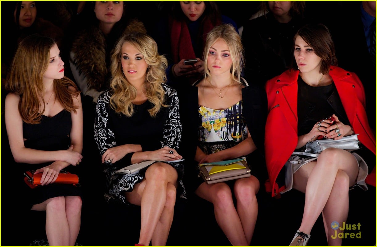 AnnaSophia Robb, Victoria Justice & Anna Kendrick: Rebecca Minkoff