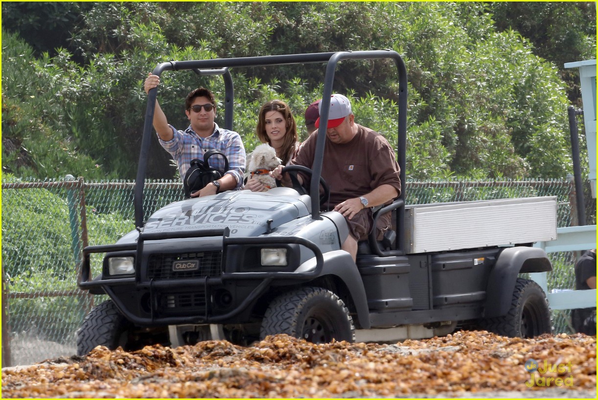 Full Sized Photo of ashley greene emily browning shangri la suite beach