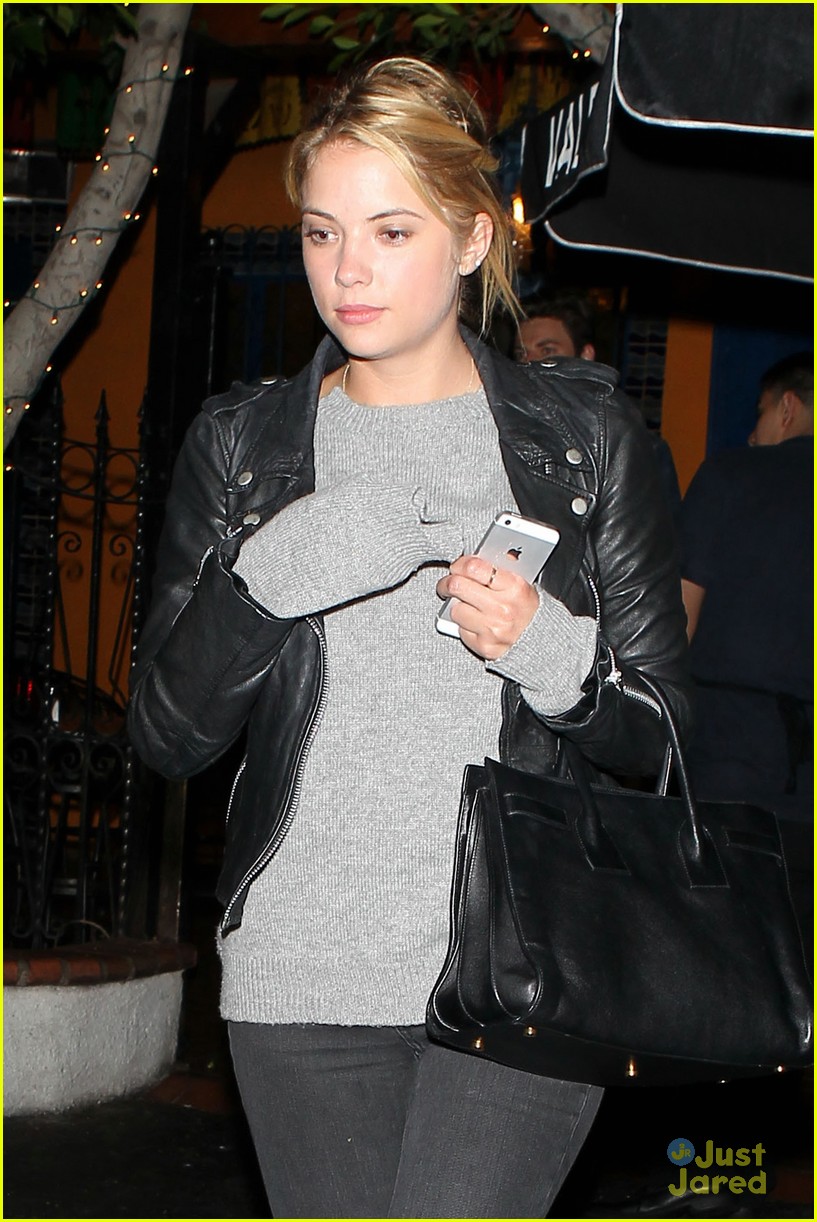 Vanessa Hudgens & Ashley Benson: 'El Compadre's To The End | Photo