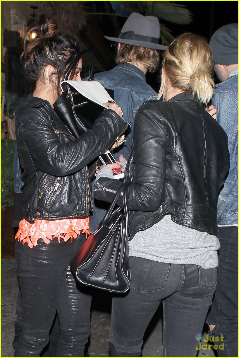 Vanessa Hudgens & Ashley Benson: 'El Compadre's To The End | Photo