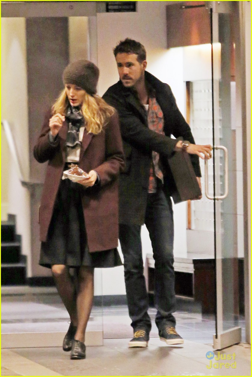 Full Sized Photo Of Ryan Reynolds Gentleman Holds Door Open Blake Lively 09 Ryan Reynolds Is A 