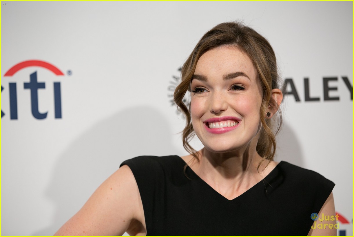 Chloe Bennet And Elizabeth Henstridge Agents Of Shield Panel At Paleyfest 2014 Photo 