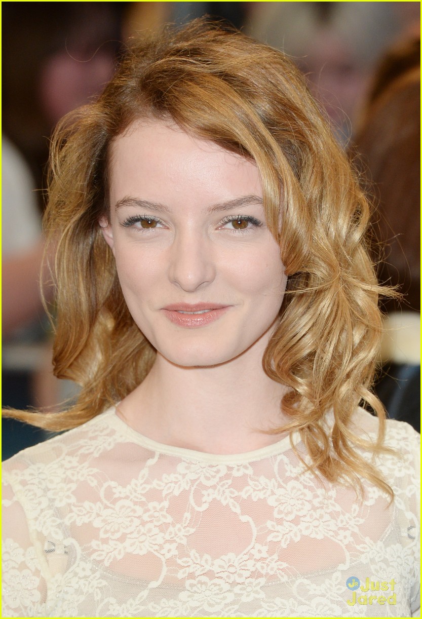 Dakota Blue Richards: 'Captain America: Winter Soldier' London Premiere ...