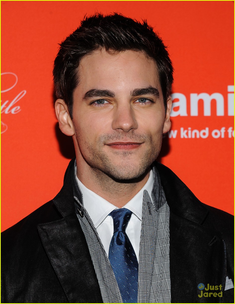 Full Sized Photo of ian harding brant daugherty pll finale event 09 ...