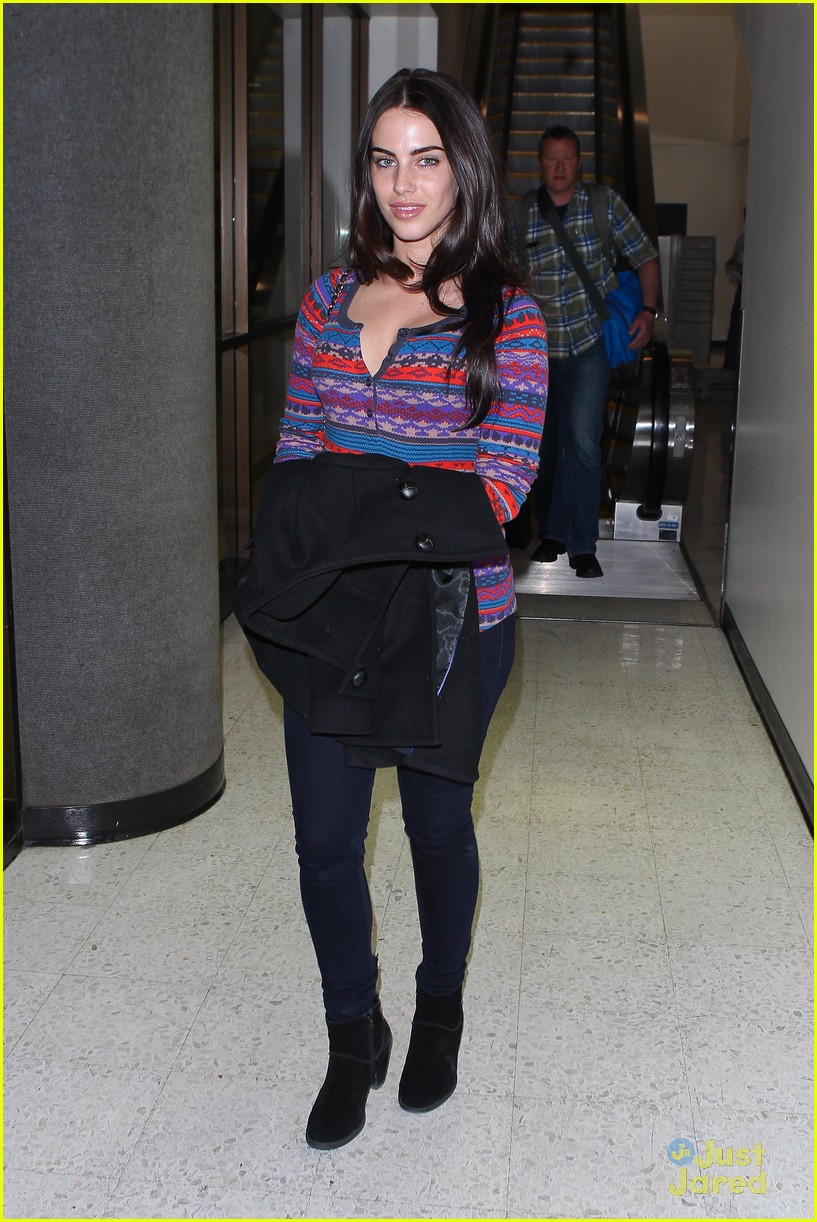 Full Sized Photo of jessica lowndes returns la after canadian screen