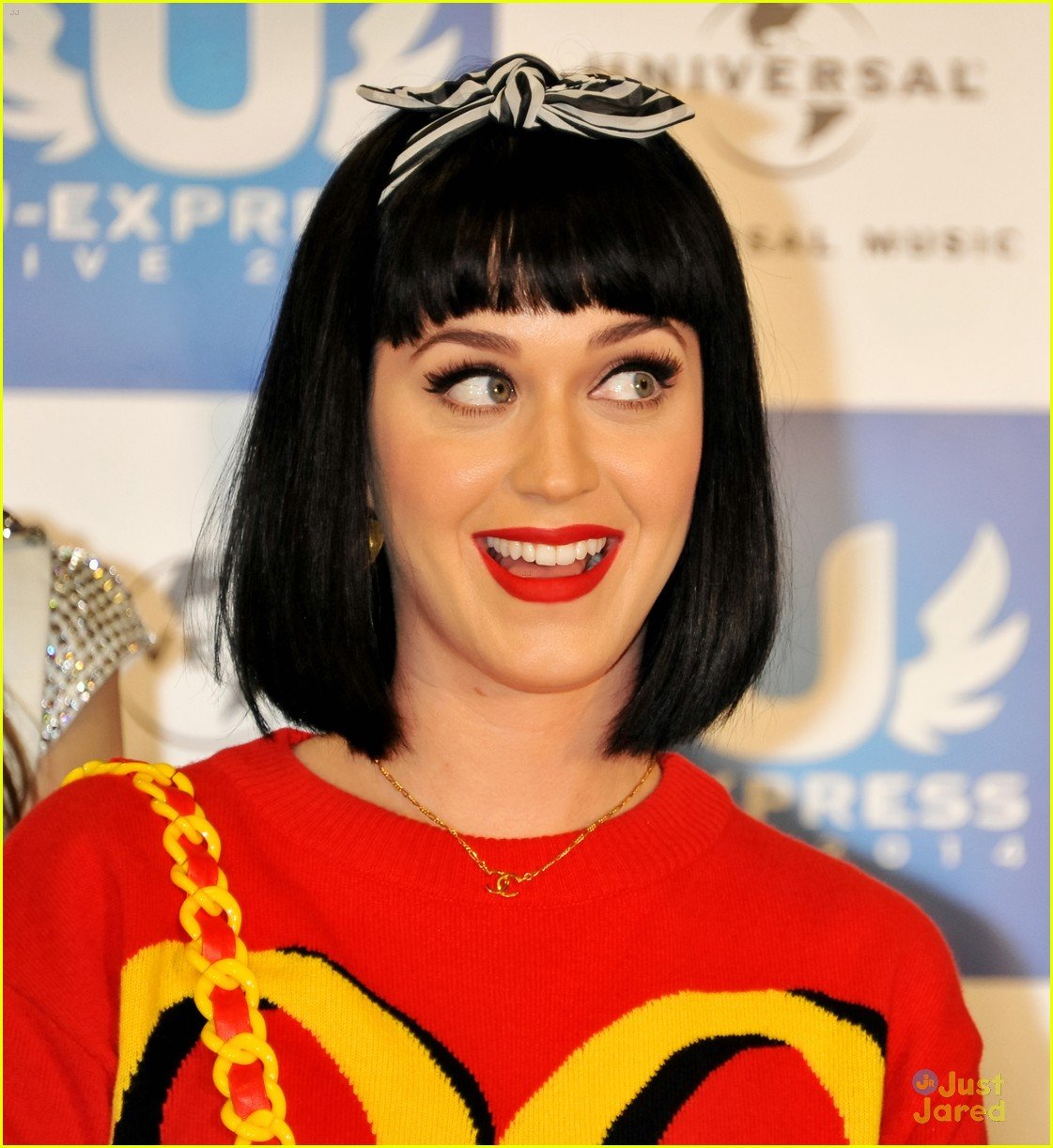 Full Sized Photo of katy perry happy meal u express 03 | Katy Perry ...