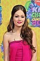 Peyton List & Kelli Berglund: Pretty in Pink at the Kids' Choice Awards ...