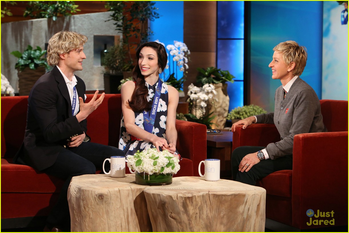 Meryl Davis & Charlie White Stop By 'Ellen' Ahead of DWTS Premiere(02)