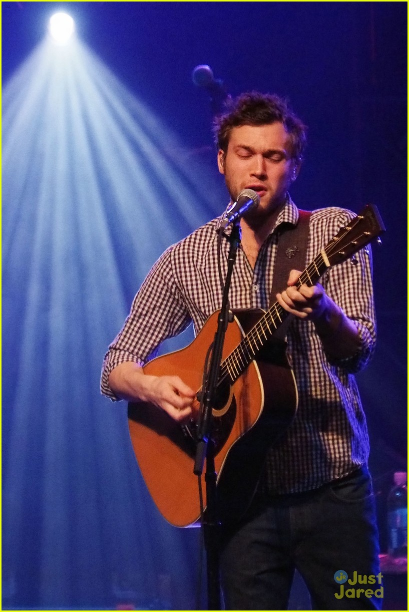Full Sized Photo of phillip phillips debuts raging fire listen 02