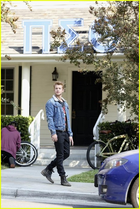 pretty little liars cover for me stills 01