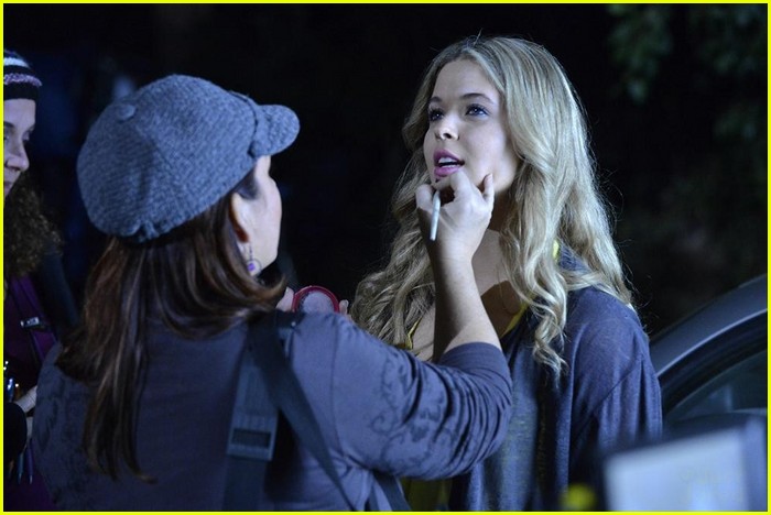 Will We Get Answers On Spring Finale Of Pretty Little Liars Photo 653651 Photo Gallery 