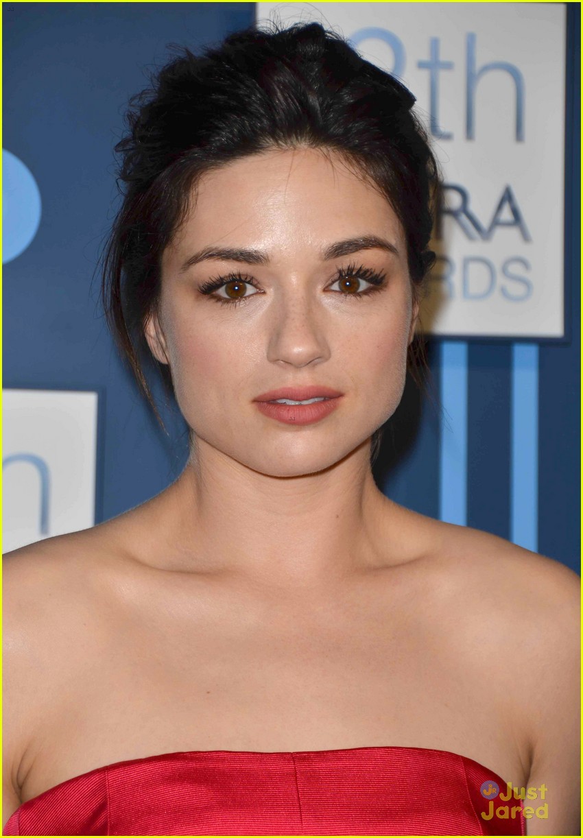 Crystal Reed Steps Out for First Time Since Leaving 'Teen Wolf' | Photo ...