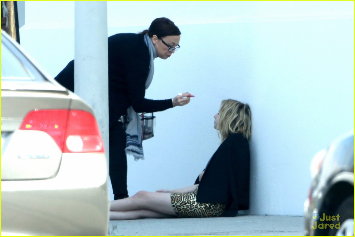 emma roberts elle canada shoot 24