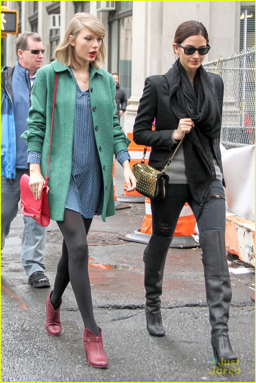 Taylor Swift Grabs Lunch With Model Lily Aldridge Photo 657513 Photo Gallery Just Jared Jr