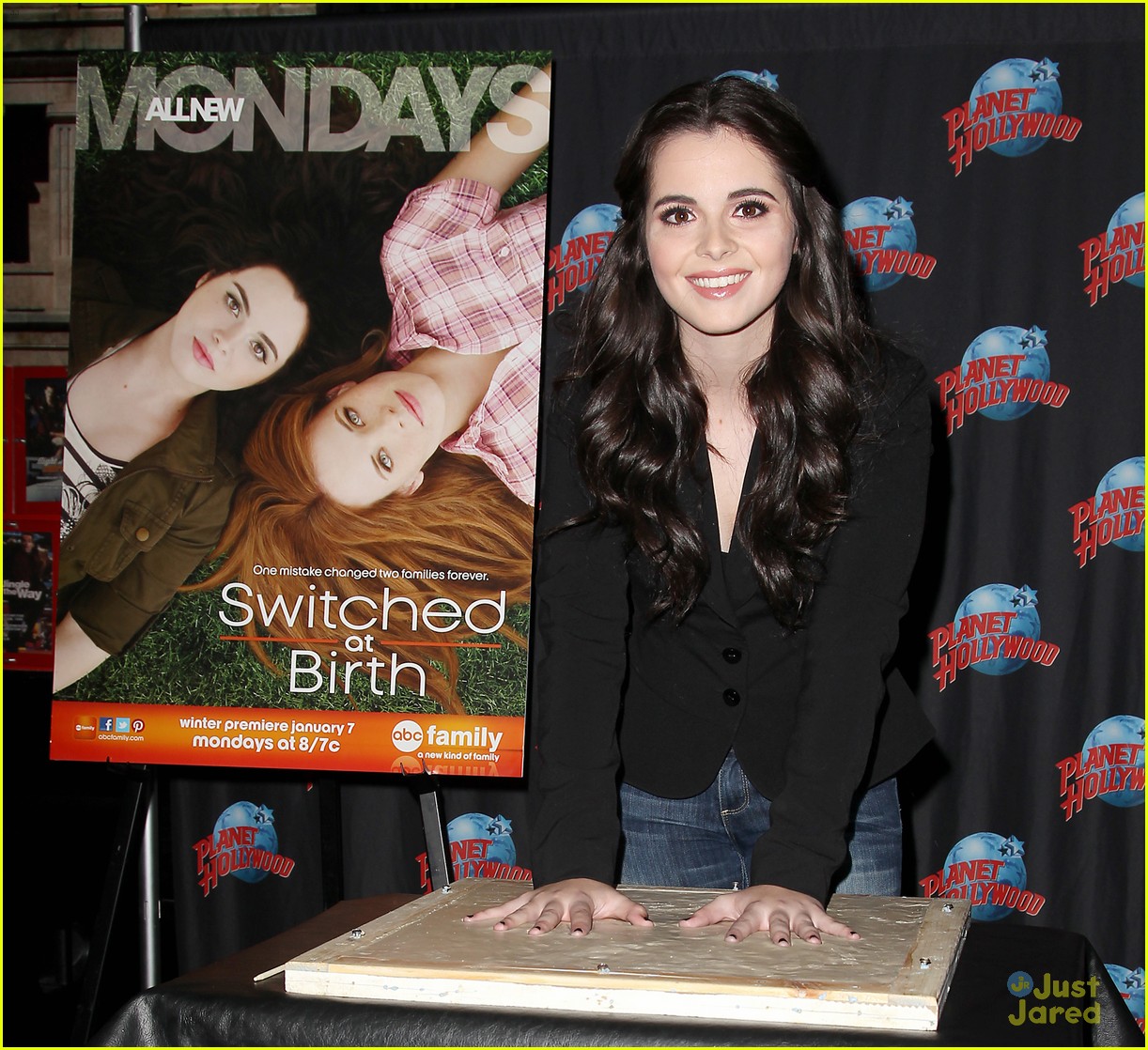 Vanessa Marano: Pretty at Planet Hollywood in NYC! | Photo 649722