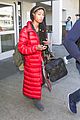 willow smith dreadlocks at lax airport 02