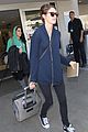 shailene woodley theo james lax airport with sunglasses 01