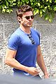 zac efron two tees lunch 05