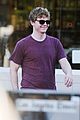 emma roberts evan peters cant stop smiling lunch 02