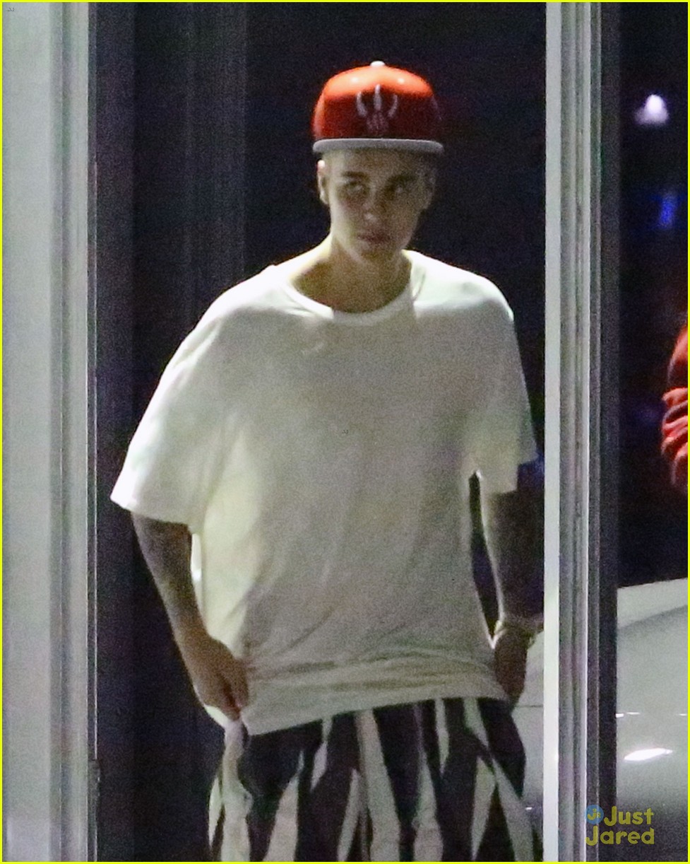 Full Sized Photo of selena gomez visits justin bieber studio miami 15 ...