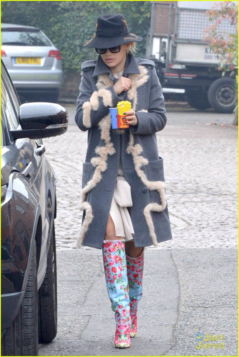 Rita Ora Goes For Fringe & Fur at the Glamour of Italian Fashion