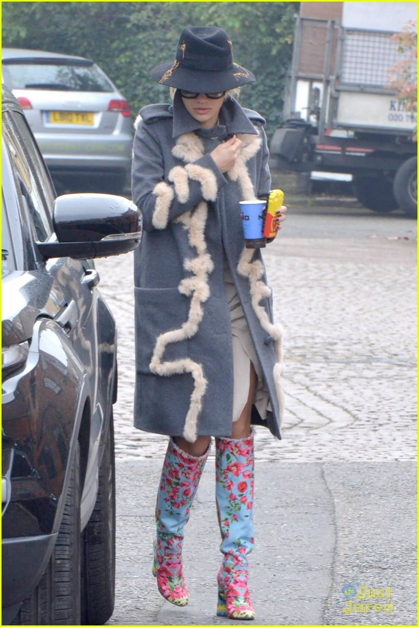 Rita Ora Goes For Fringe & Fur at the Glamour of Italian Fashion