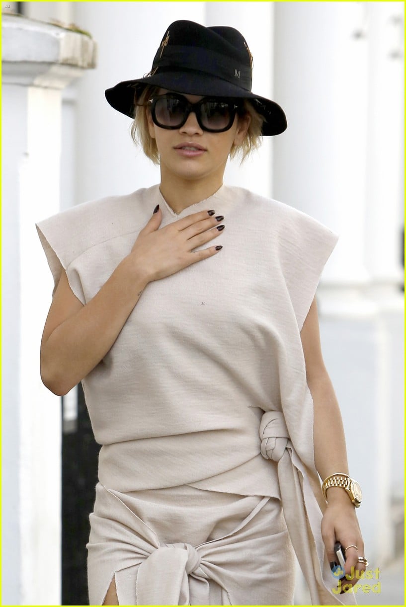 Rita Ora Goes For Fringe & Fur at the Glamour of Italian Fashion