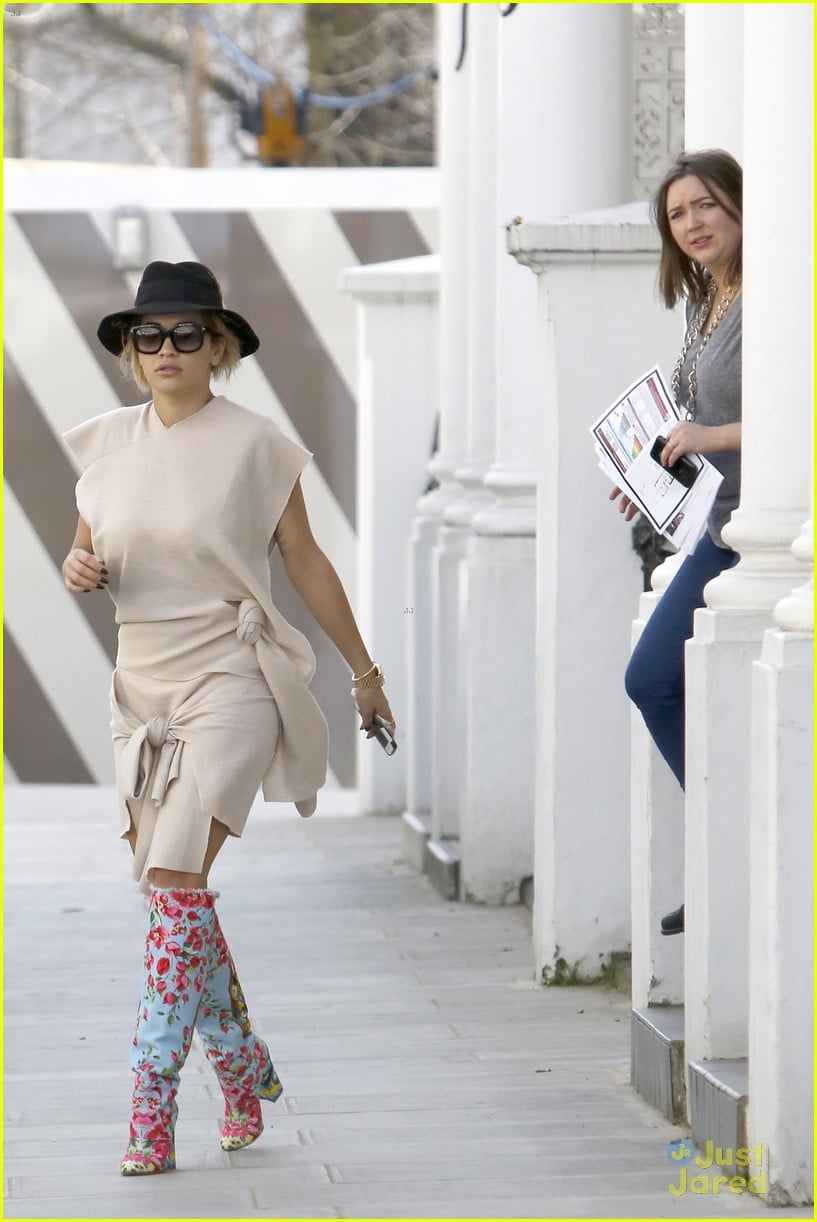 Rita Ora Goes For Fringe & Fur at the Glamour of Italian Fashion