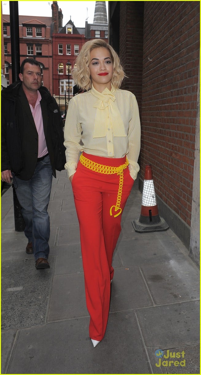 Full Sized Photo of rita ora fringe fur glamour italian fashion