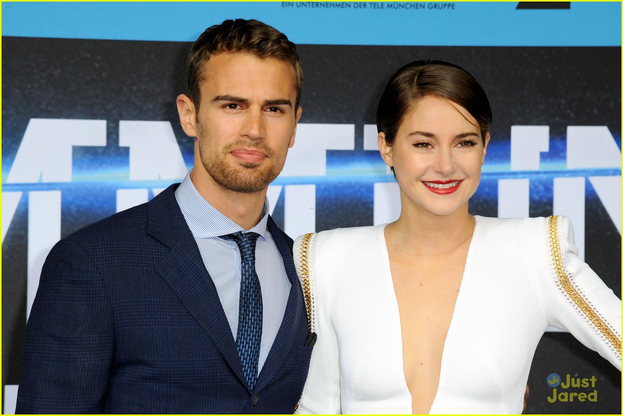 Shailene Woodley & Theo James Premiere 'Divergent' in Berlin | Photo ...