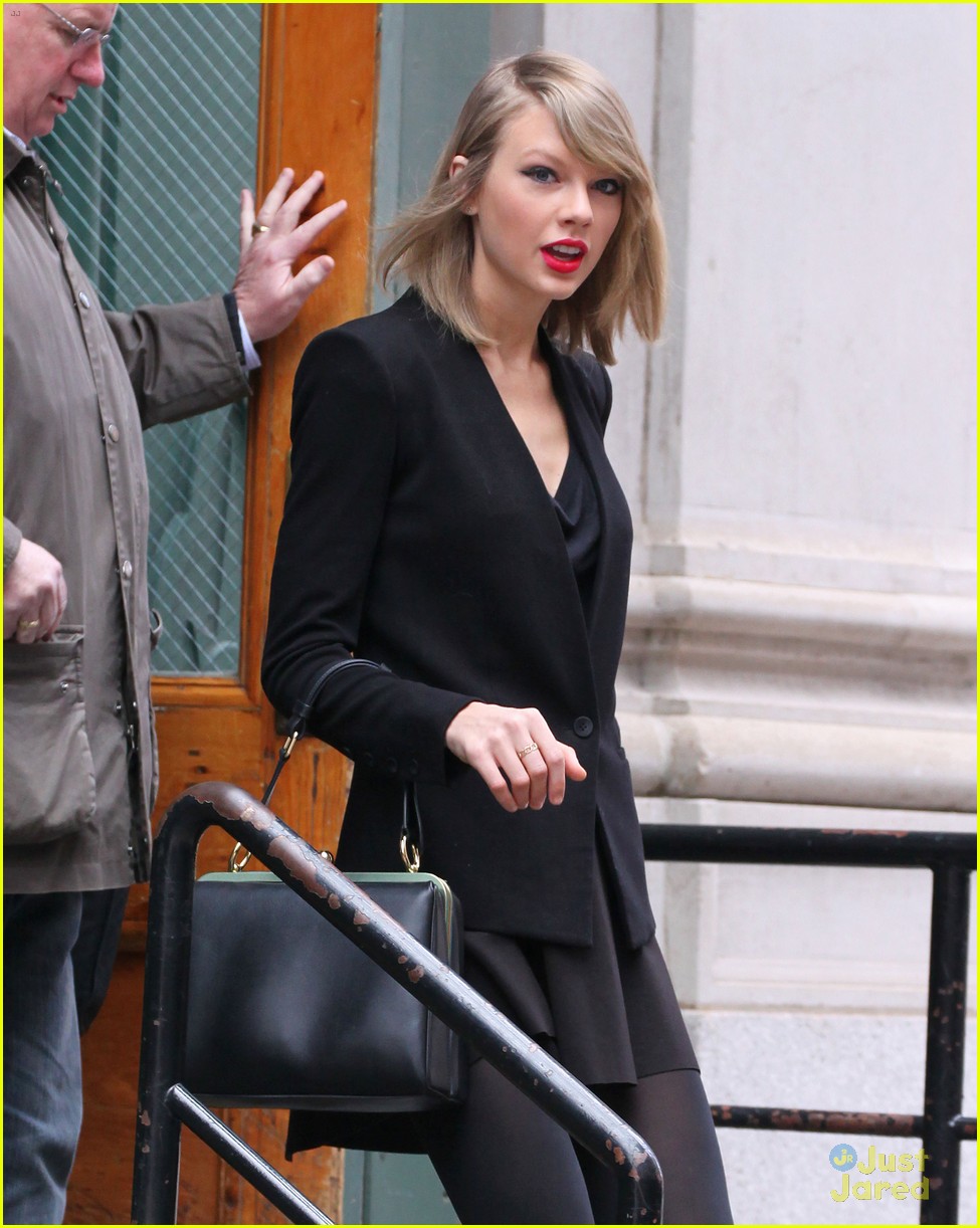 Taylor Swift: Could She Guest Star on 'Girls'? | Photo 664877 - Photo ...