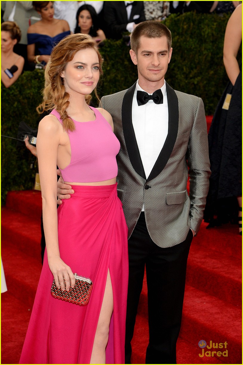 Emma Stone & Andrew Garfield Are An 'Amazing' Couple at MET Gala 2014 ...