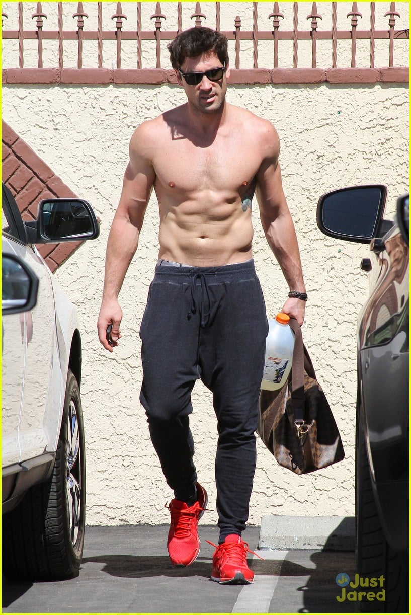 Maksim Chmerkovskiy Goes Shirtless After Dwts Final Practice With Meryl Davis Photo 676436