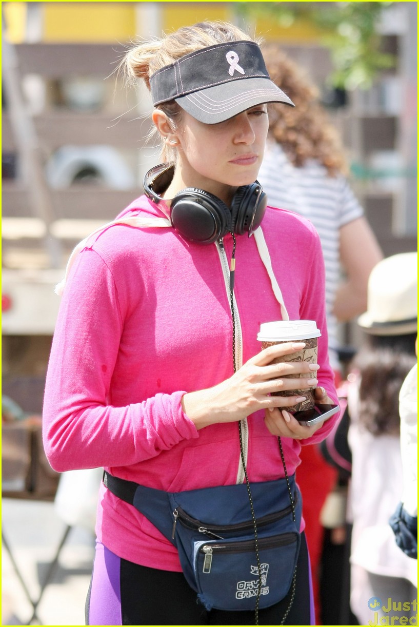 Full Sized Photo of nikki reed farmers market03 Nikki Reed Looks