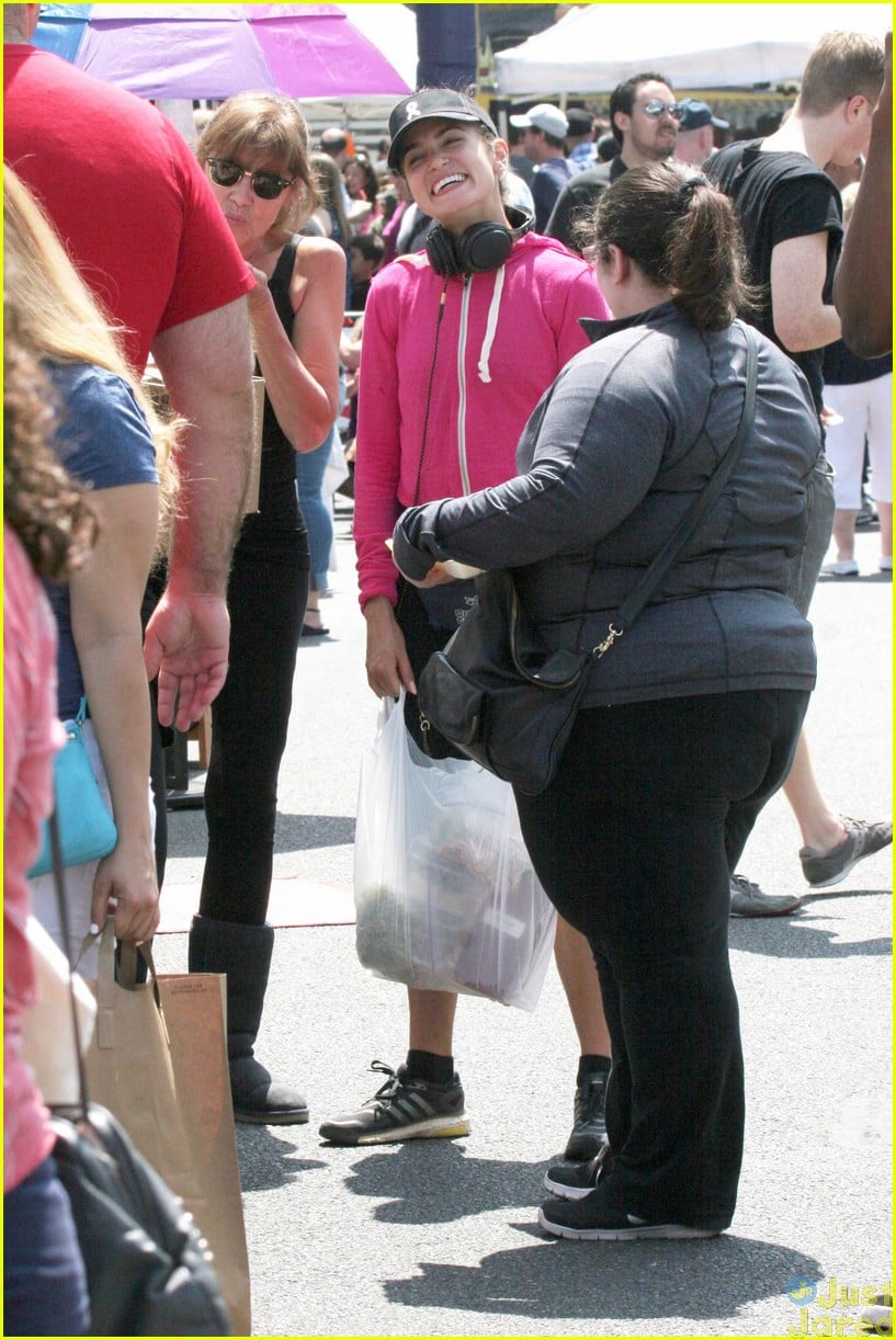 Nikki Reed Looks Happy as Ever Exploring the Farmer's Market! Photo