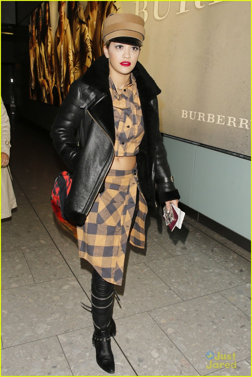 Rita Ora Is A Red Bombshell In Paris Photo 680245 Photo Gallery