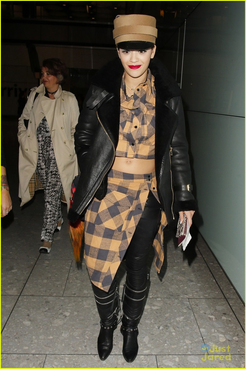 Rita Ora Is A Red Bombshell In Paris Photo 680249 Photo Gallery