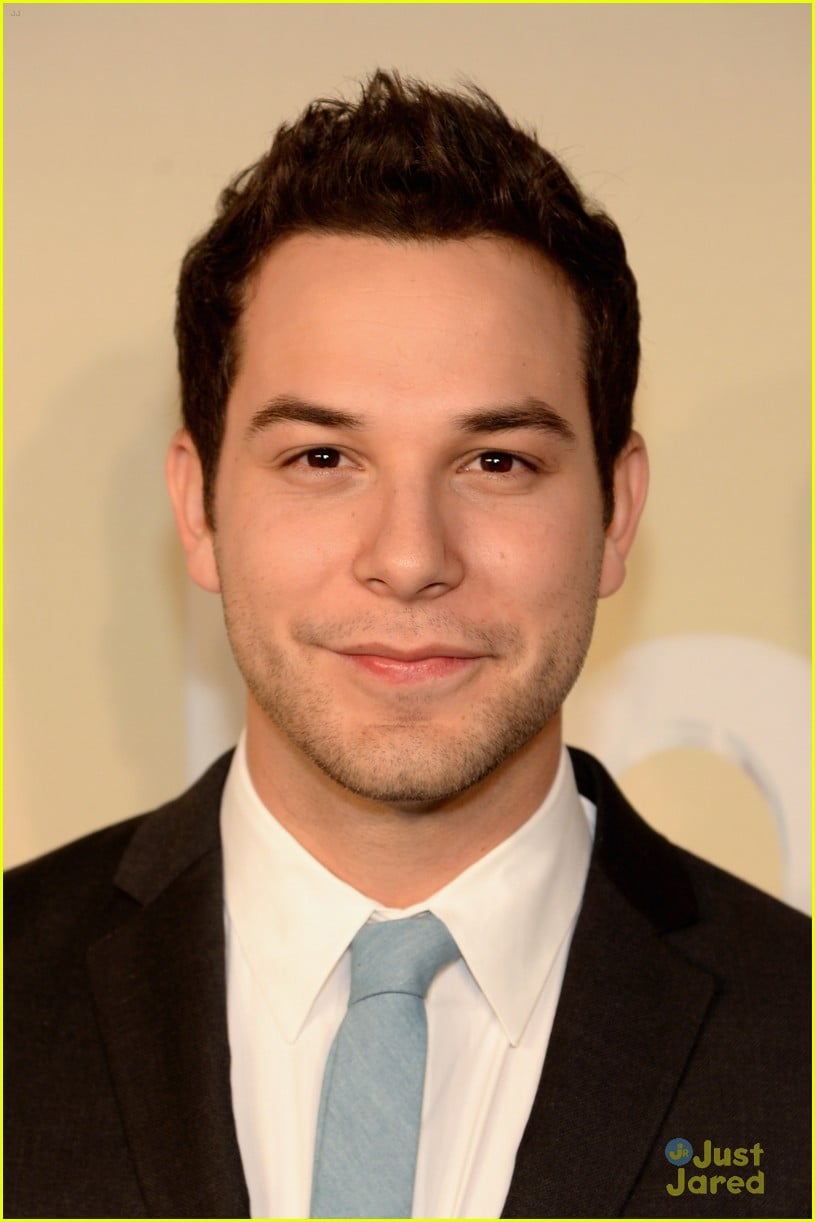 Skylar Astin Brings 'Ground Floor' To TBS Upfronts 2014 Photo 675731