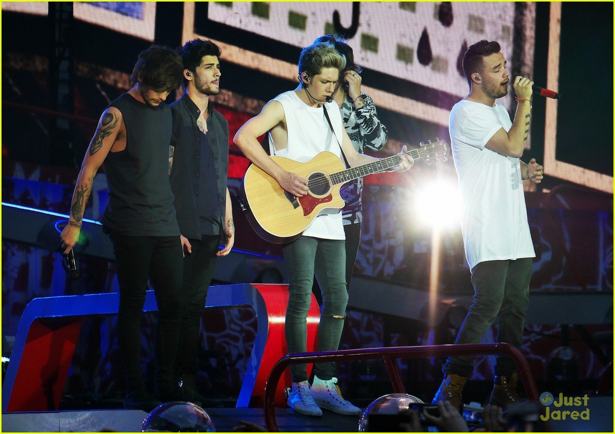 One Direction Announces New Summer Fragrance 'You & I' (Video) | Photo ...