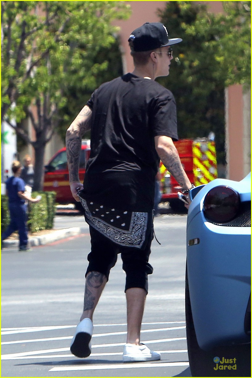 Justin Bieber Involved in Minor Beverly Hills Car Crash | Photo 689235 ...