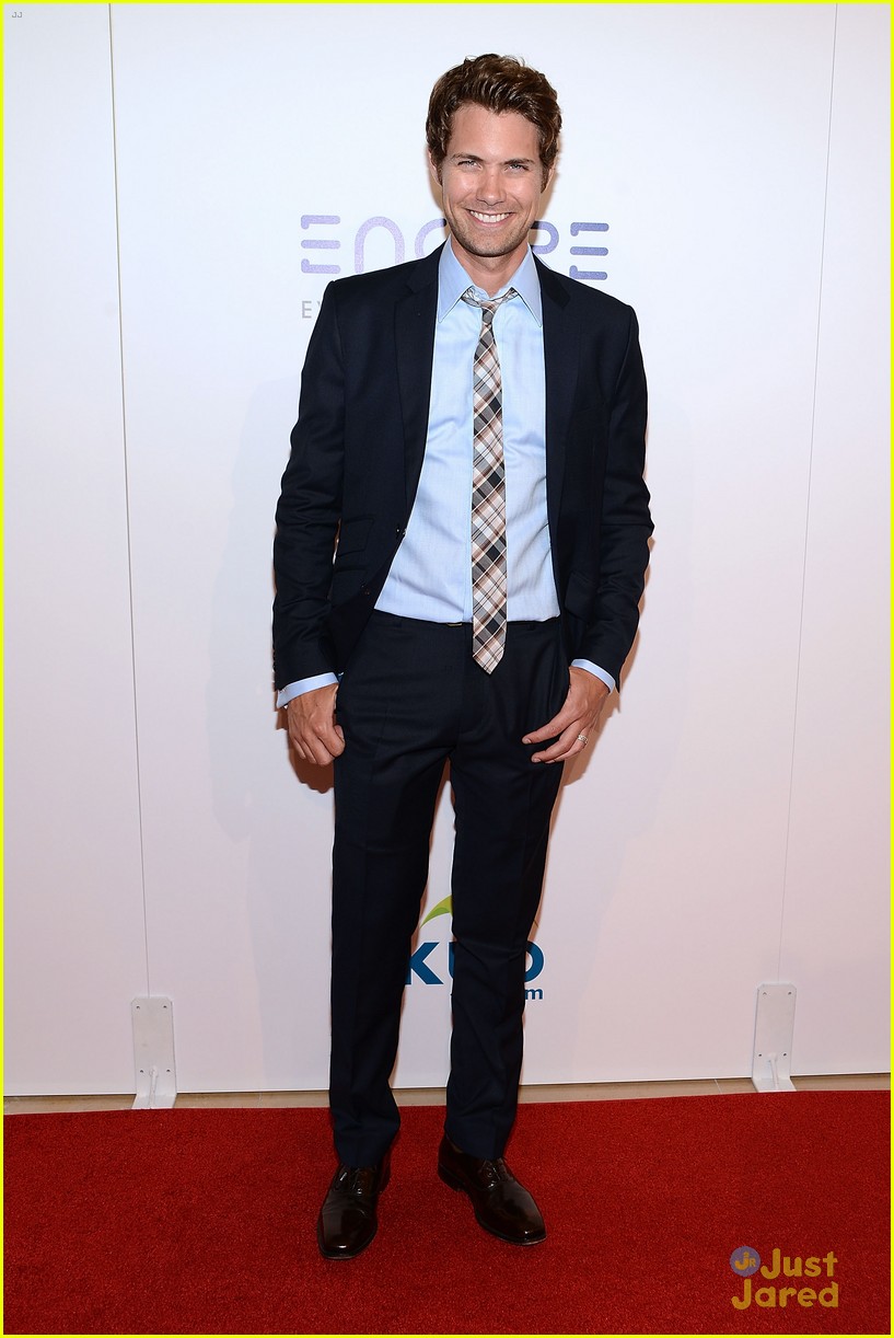 Full Sized Photo of cassie scerbo taylor spreitler thirst gala 2014 11