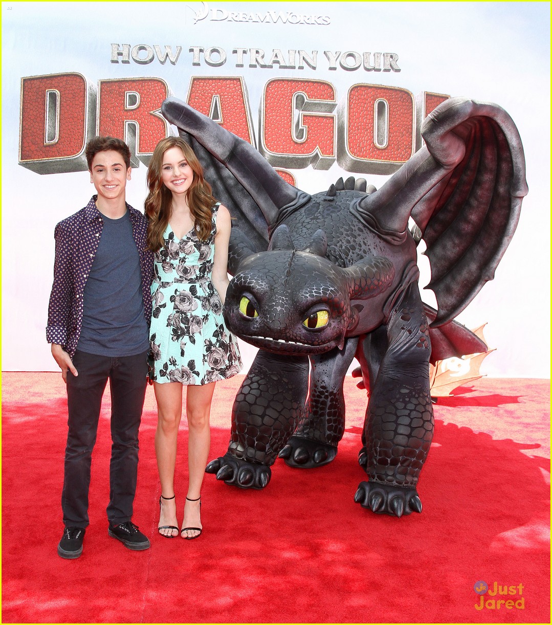 Ella Wahlestedt Debuts Brunette Hair at 'How To Train Your Dragon 2