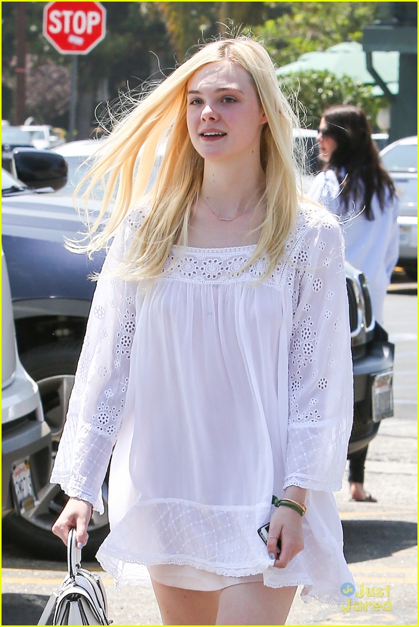 Elle Fanning: 'Maleficent' Answers All The Questions You Have About ...