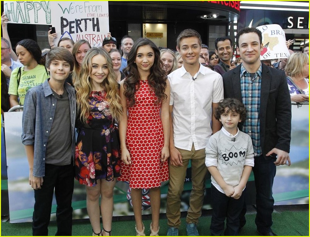 Rowan Blanchard And Girl Meets World Cast Take Over Gma Watch Now Photo 689163 Photo 2141