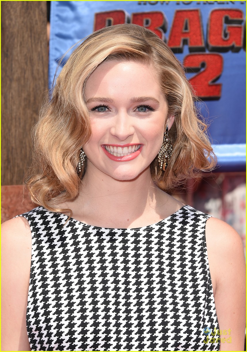 Greer Grammer Walks Red Carpet with 'How To Train Your Dragon 2's